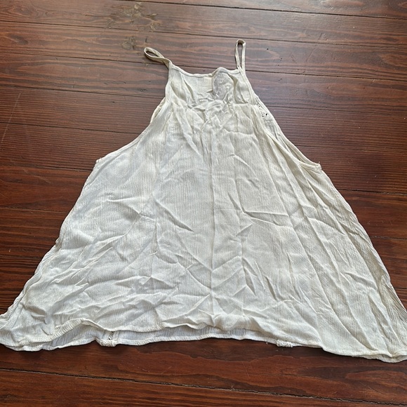 Beautiful Tank - Picture 4 of 7